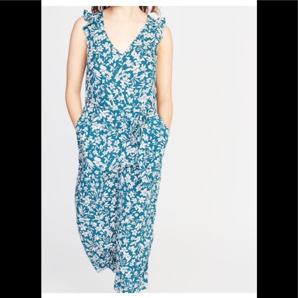 Old Navy Tie-Belt Flutter-Sleeve Jumpsuit